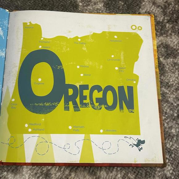 Random House Two Portland Oregon Themed Books - Picture 6 of 7